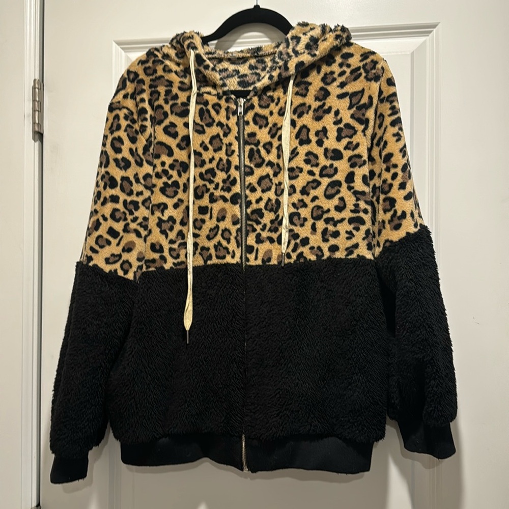 Black & Animal print fleece hoodie size Large